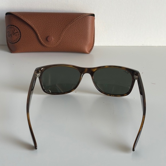 Ray-Ban Tortoise Shell Sunglasses RB 2132 NEW WAYFARER 902 58/18 145 3N - Picture 9 of 9